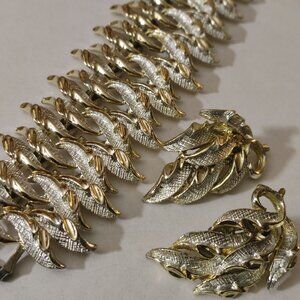 Amerique Two Tone Gold Silver Leaf Motif Vintage Bracelet Clip On Earrings Set